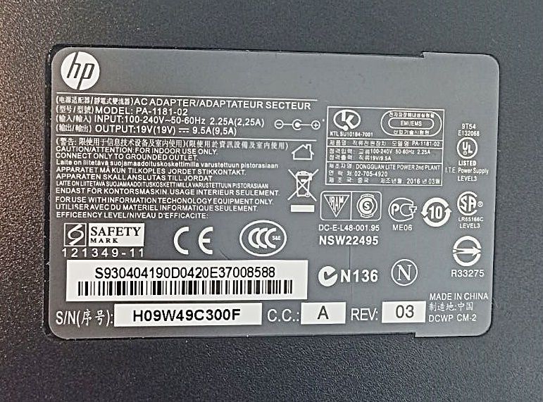 19V 9.5A (180W) oplader voor HP ZBook 15 G3 (TPN-Q173), 15u G4 en OMEN 15 (775626-003), connector van 4,5x3,0 mm HP180W-4530 фото