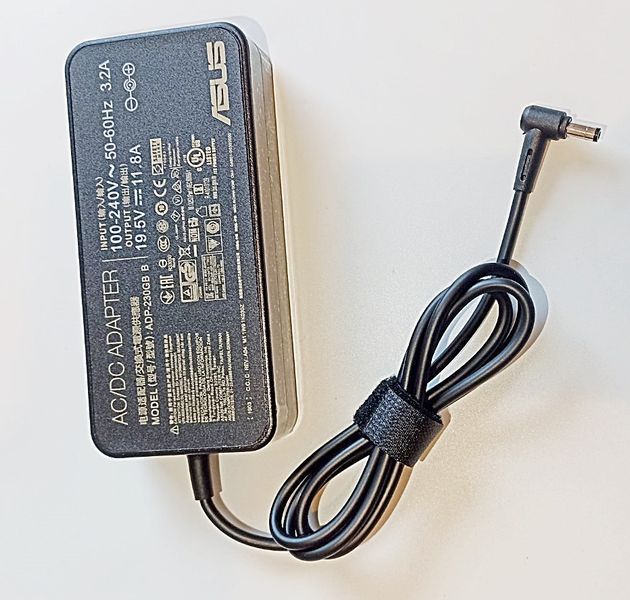 19.5V  11.8A (230W) oplader voor Asus Rog Strix GL502VS-DS71, connector (5.5x2.5) mm AS-230W-5525 фото
