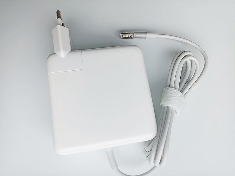 Oplader Magsafe 1, 85w voor MacBook Pro A1343, A1222, A1290, A1172 MacBook Pro 15”/17” adapter 85 W, L-tip MAGSAFE-1-85W фото